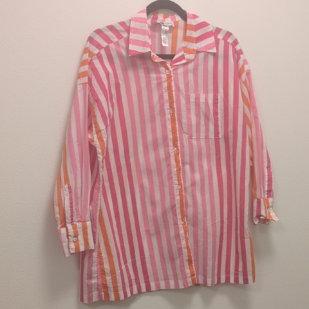 Effortless Style and Comfort with Our Vibrant Striped Beach Riot Top